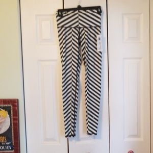 Teeki Balanced Traveler pant Size X-Small